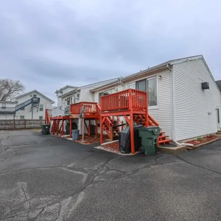 Buy this 1 bed condo on 363 Hayward Street in Manchester, NH 03103
