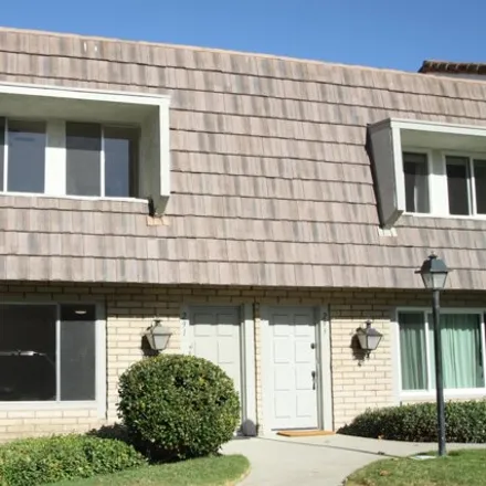 Rent this 3 bed townhouse on unnamed road in Thousand Oaks, CA 91360