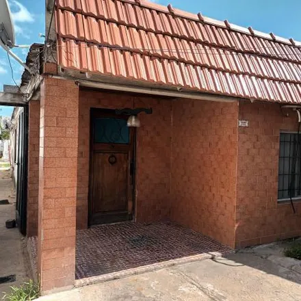 Buy this studio house on Tucumán 3706 in Partido de Lanús, B1826 FCL Monte Chingolo