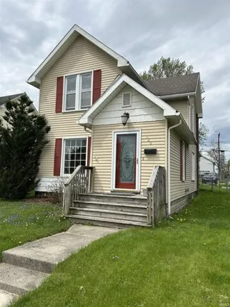 Buy this 3 bed house on 134 West McHenry Street in Garrett, IN 46738