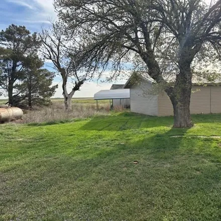 Image 8 - WWD Farms Airport, 615 County Road 145, Graham, Post, TX 79356, USA - House for sale