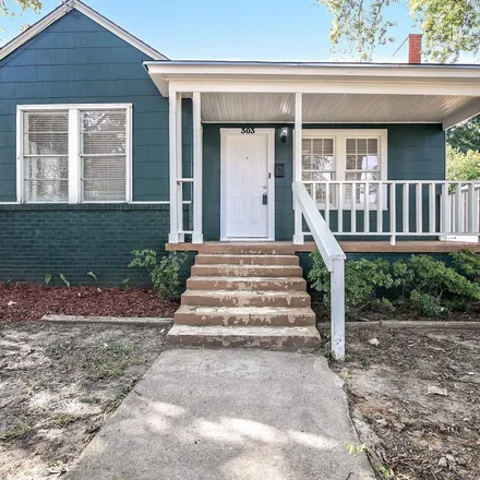 Rent this 3 bed house on 285 East Rix Street in Tyler, TX 75701