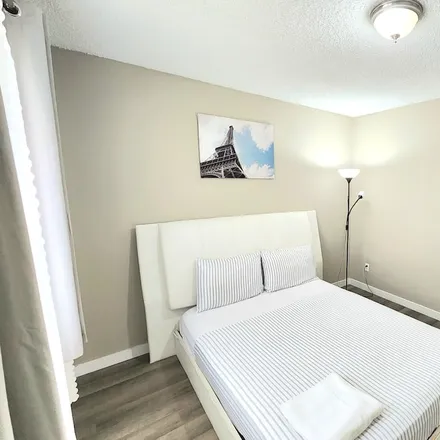 Rent this 1 bed apartment on Edmonton in AB T5H 3T3, Canada