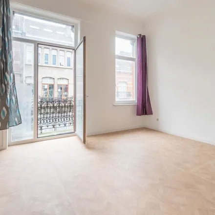 Rent this 1 bed apartment on Rue du Canada - Canadastraat 68 in 1190 Forest - Vorst, Belgium
