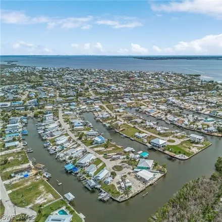 Image 9 - Coconut Drive, Saint James City, Lee County, FL, USA - Apartment for sale