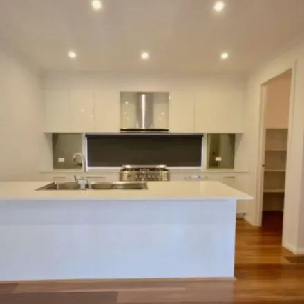 Image 4 - Symons Street, Cranbourne East VIC 3977, Australia - Apartment for rent