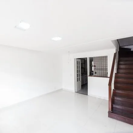 Rent this 3 bed house on Rua Ismael Silva 106 in Recreio dos Bandeirantes, Rio de Janeiro - RJ