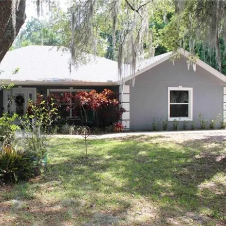 Buy this 4 bed house on 15210 Willow Lane in Tavares, FL 32778