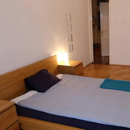 Rent this 5 bed room on Budapest in Tömő utca 17, 1083