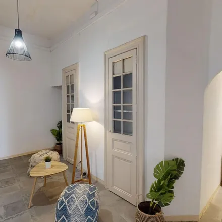 Rent this 6 bed apartment on 29 Rue de Maguelone in 34000 Montpellier, France