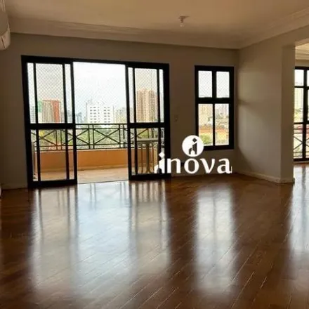Buy this 4 bed apartment on Rua Evaristo da Veiga in Mercês, Uberaba - MG