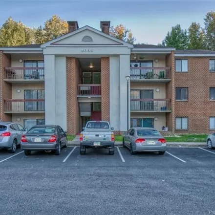 Buy this 2 bed townhouse on 4002 Governors Square in James City County, VA 23188