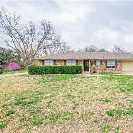 Buy this 3 bed house on 202 Lakeview Lane in Temple, TX 76502