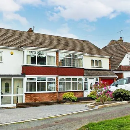 Buy this 3 bed duplex on Dovedale Road in Dudley, West Midlands