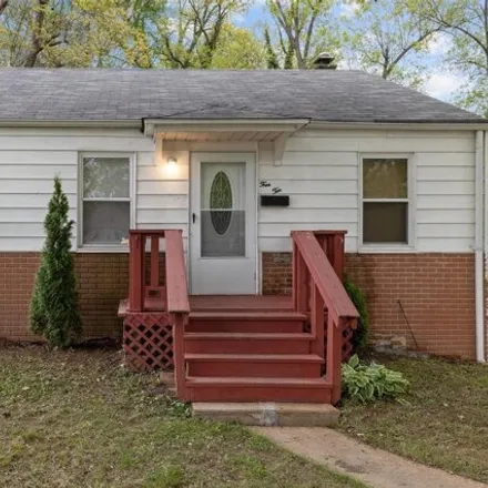 Buy this 3 bed house on 426 Averill Avenue in Ferguson, MO 63135