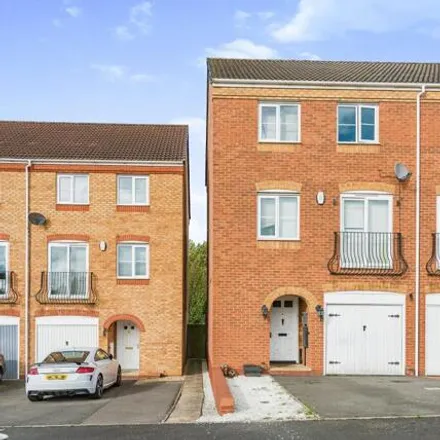 Buy this 4 bed townhouse on Palmerston Avenue in Tamworth, B77 5FE