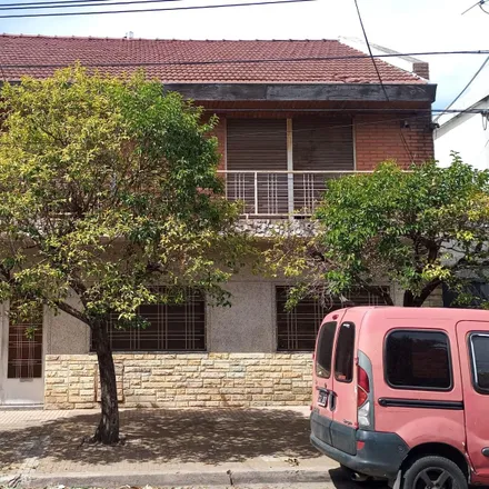 Buy this studio house on 22 - Rodríguez Peña 3269 in Villa Chacabuco, B1650 HWB Villa Lynch