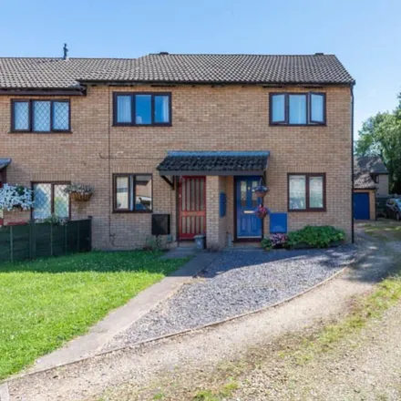 Rent this 2 bed house on Dovehouse Close in Eynsham, OX29 4EX