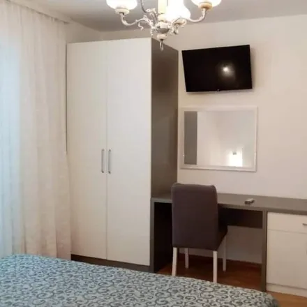 Image 4 - 21320 Baška Voda, Croatia - Apartment for rent