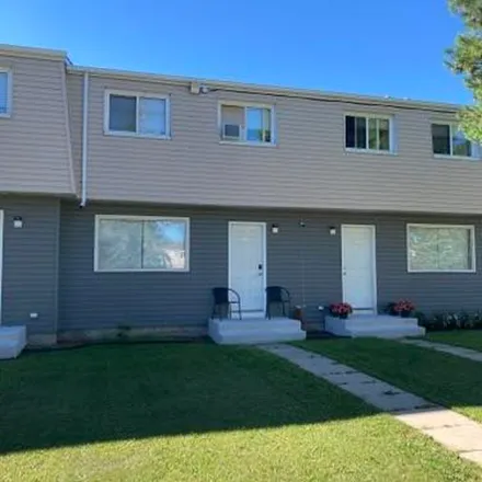 Image 3 - 16 Avenue West, Prince Albert, SK S6V 5H8, Canada - Apartment for rent