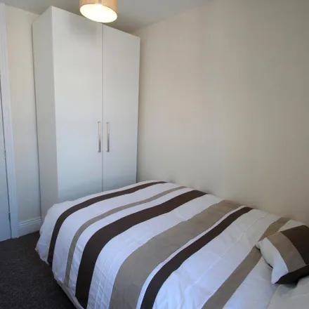 Rent this 1 bed room on King John Terrace in Newcastle upon Tyne, NE6 5XY