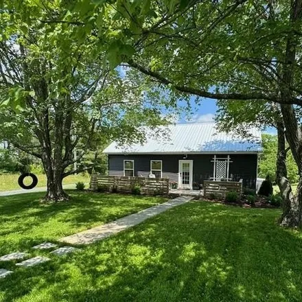 Buy this 3 bed house on 1143 Oak Ridge Road in Appomattox County, VA 24522