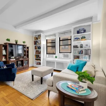 Buy this studio apartment on 125 East 93rd Street in New York, NY 10128