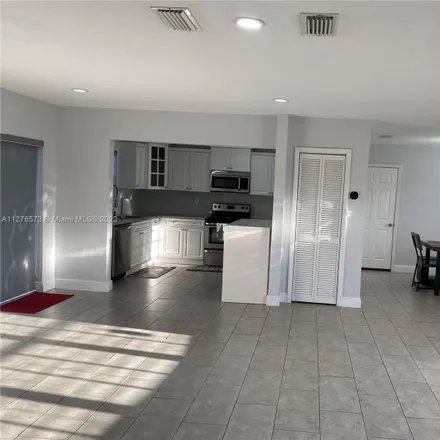 Image 4 - 15400 Southwest 106th Avenue, Palmetto Estates, Miami-Dade County, FL 33157, USA - House for rent