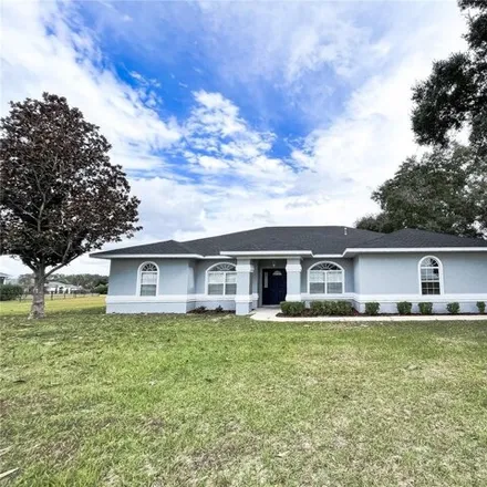 Buy this 3 bed house on Southeast 67th Avenue in Belleview, Marion County