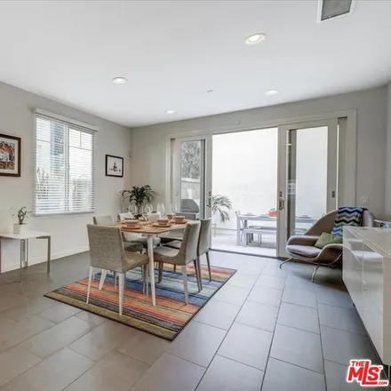 Image 5 - 5218 Pacific Avenue, Los Angeles, CA 90292, USA - House for sale