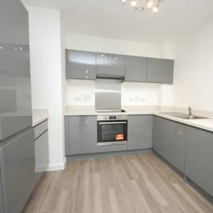 Rent this 2 bed room on Cambridge Place in Farnham, GU9 7SF