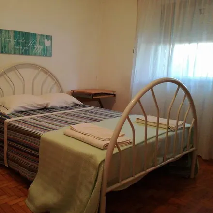 Rent this 7 bed room on BP in Estrada Exterior da Circunvalação, 4460-282 Matosinhos