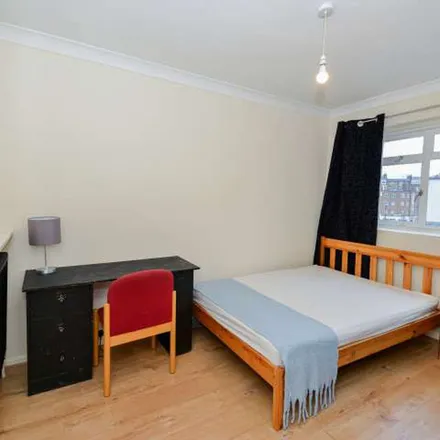Rent this 3 bed apartment on Marryat House in Lupus Street, London