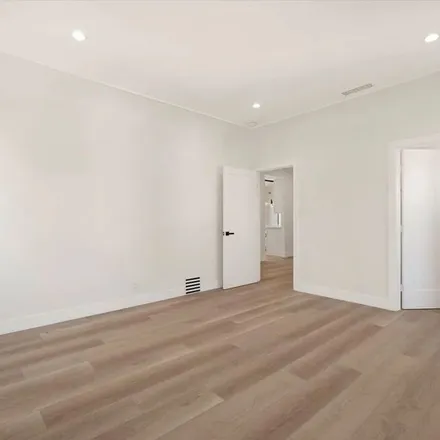 Image 7 - 6339 West 6th Street, Los Angeles, CA 90048, USA - Apartment for rent
