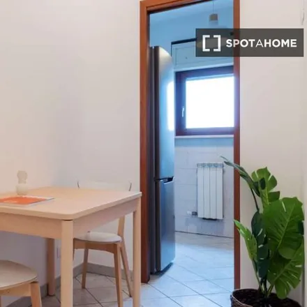 Image 2 - Via Biella, 48, 10152 Turin TO, Italy - Room for rent