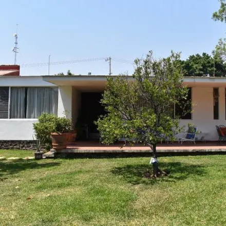 Buy this 3 bed house on Avenida Coronel Ahumada in Potrero Verde, 62350 Cuernavaca