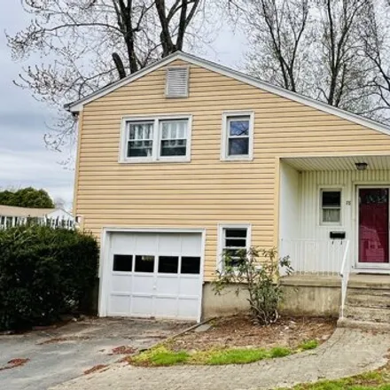 Rent this 3 bed house on 78 Red Top Drive in West Hartford, CT 06110