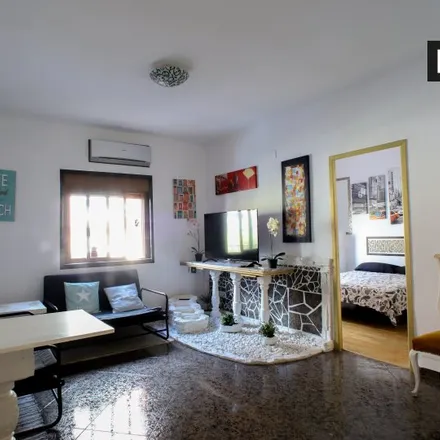 Rent this 2 bed apartment on Institut de Secundària Balears in Camí Fondo del Grau, 46024 Valencia