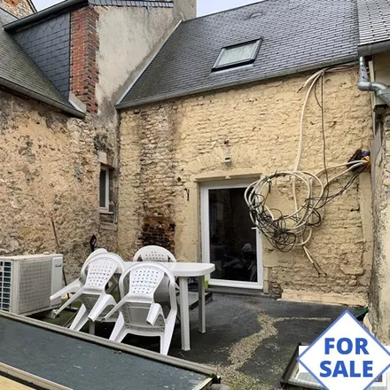 Buy this 4 bed townhouse on 1bis Rue Amesland in 61500 Sées, France