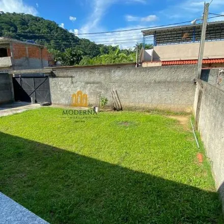 Buy this 2 bed house on Estrada da Boa Esperança in Bairro das Graças, Belford Roxo - RJ
