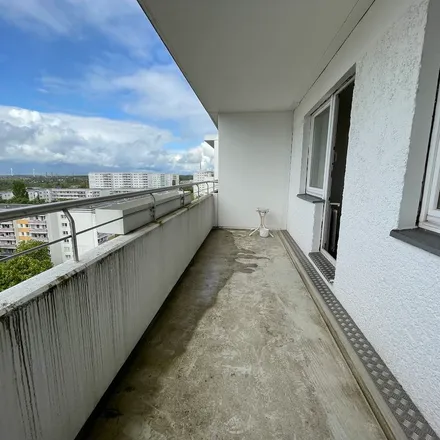 Image 2 - Wörlitzer Straße 8, 12689 Berlin, Germany - Apartment for rent