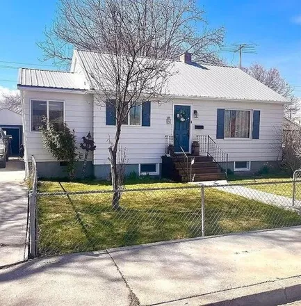 Buy this 3 bed house on 683 West Street South in Vale, Malheur County