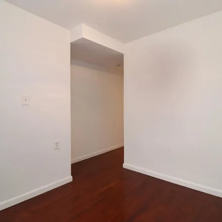 Image 7 - 77 Coles Street, Jersey City, NJ 07302, USA - Apartment for rent