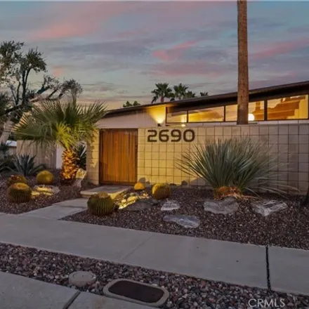 Buy this 3 bed house on 1023 East Adobe Way in Palm Springs, CA 92262