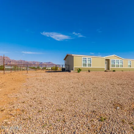 Image 2 - 155 North Cactus Road, Apache Junction, AZ 85219, USA - House for sale