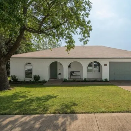 Buy this 3 bed house on 194 Lochness Lane in Benbrook, TX 76126