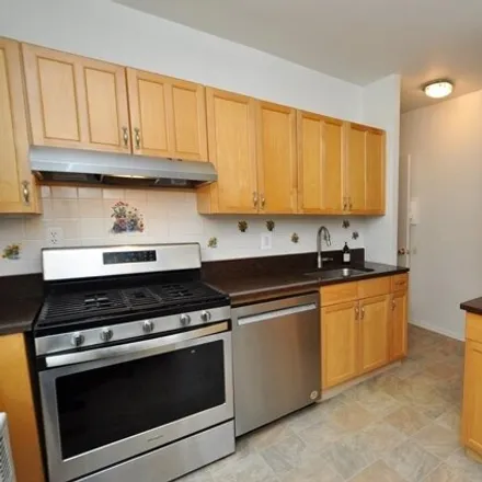 Buy this studio apartment on 281 Garth Road in Village of Scarsdale, NY 10583