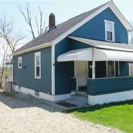 Buy this 3 bed house on 2329 6th Street Southwest in Akron, OH 44314