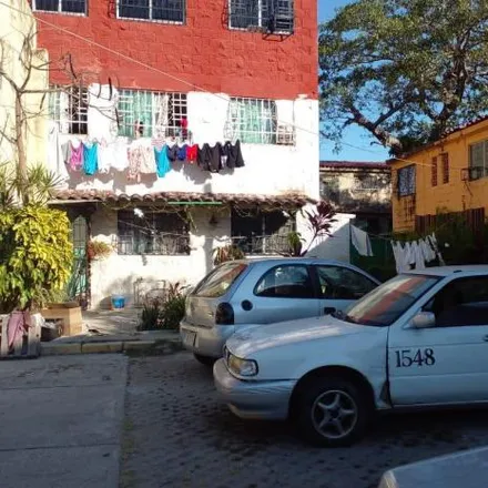 Buy this 2 bed house on Calle Condominio Orión in 39300 Acapulco, GRO