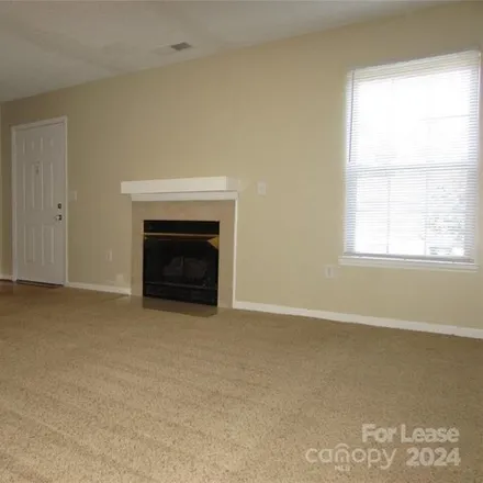 Image 4 - 108 Teaberry Court, Mooresville, NC 28115, USA - House for rent